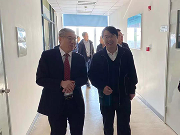 浦东新区管小军副区长一行10余人莅临CA88现场调研CRO市场及公司业态