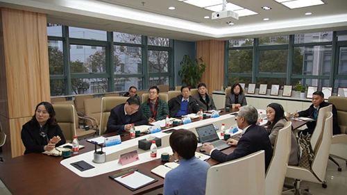 上海市浦东新区政府党组成员、副区长吴强，，，，，，，浦东新区科经委副主任李晓亮，，，，，，，张江治理局副局长吴俊，，，，，，，张江集团副总司理王凯荣等调研CA88