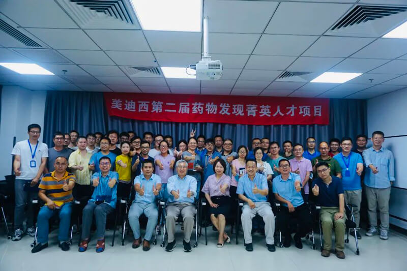 2022年，，，近900名新员工加入CA88各人庭.jpg