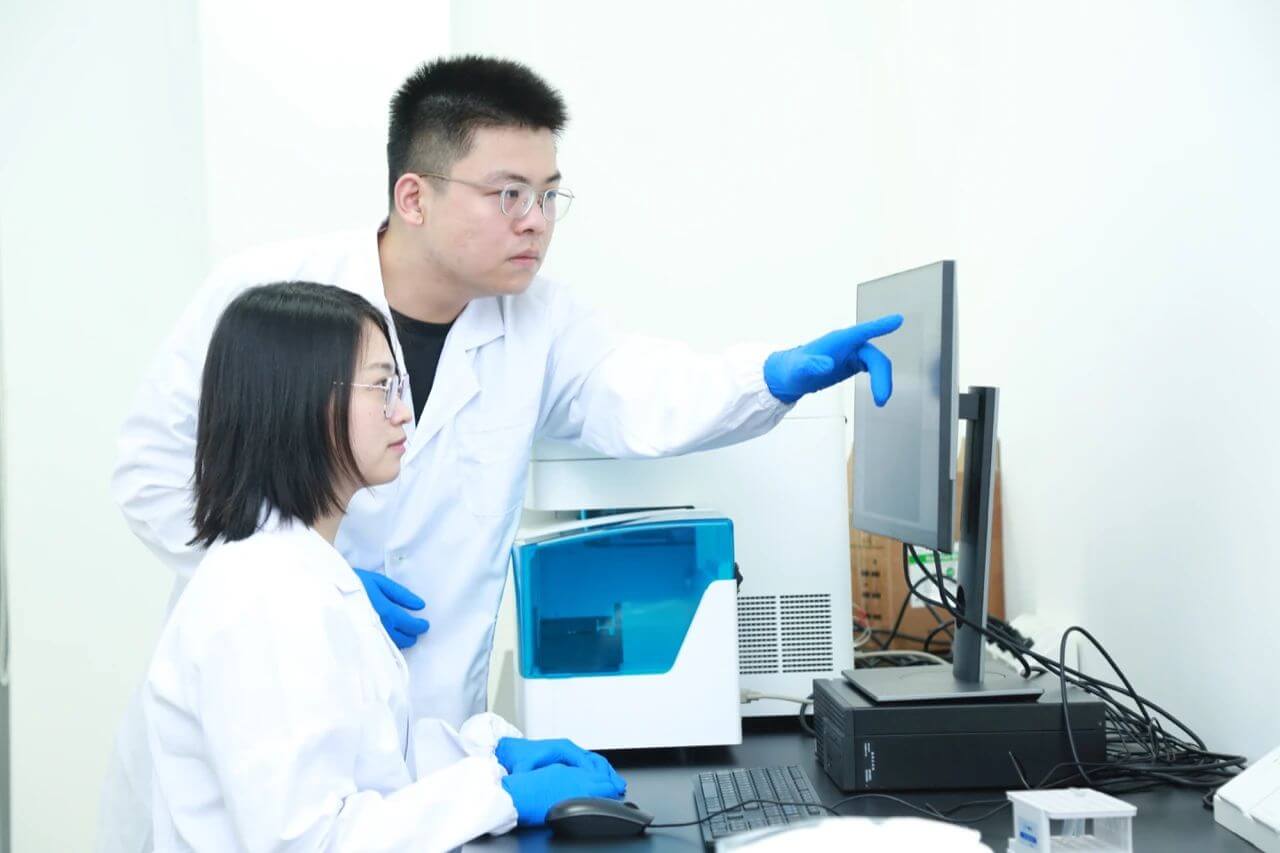 逻晟生物研发实验室4.jpg 逻晟生物研发实验室4.jpg