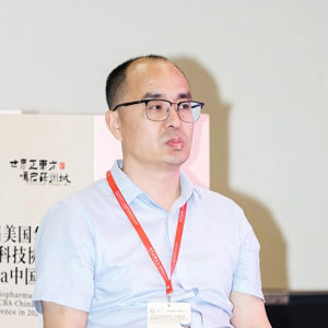 CA88化学部研发副总裁杜柱博士.jpg